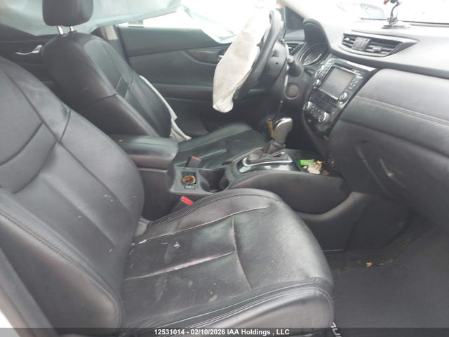 5N1AT2MV4HC893101 Nissan Rogue S/sl Platinum/sv