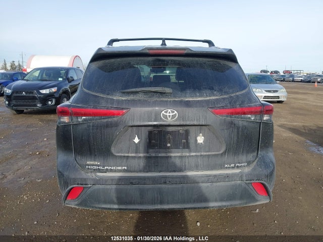 5TDGZRBH0MS160328 Toyota Highlander Xle