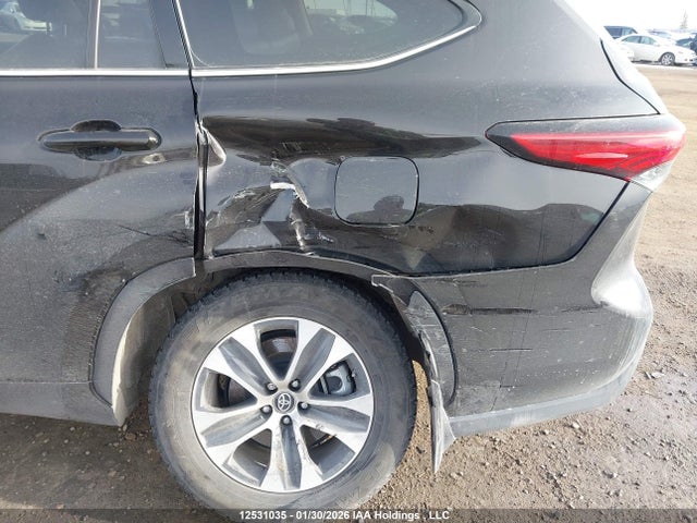 5TDGZRBH0MS160328 Toyota Highlander Xle