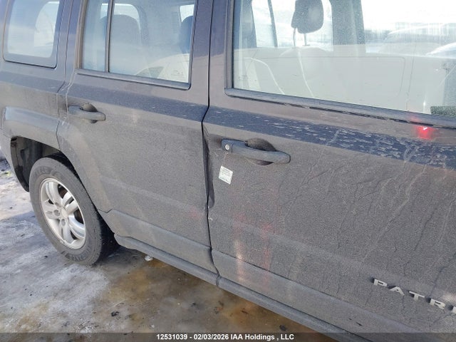 1C4NJPAA1ED773398 Jeep Patriot Sport/north