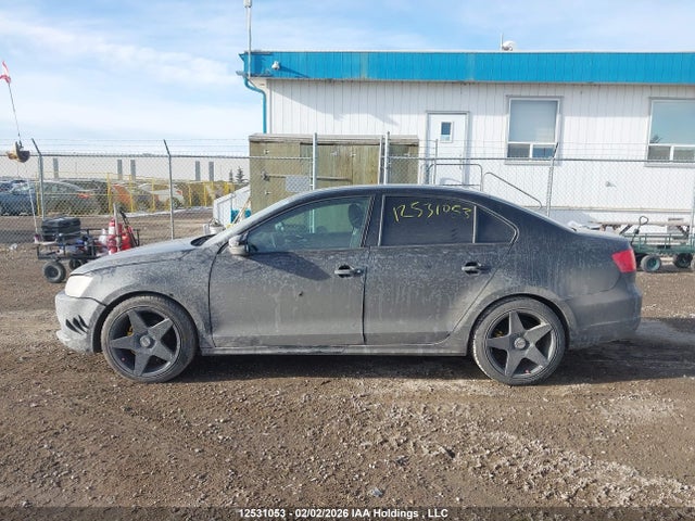 3VW2K7AJ1EM260427 Volkswagen JETTA S