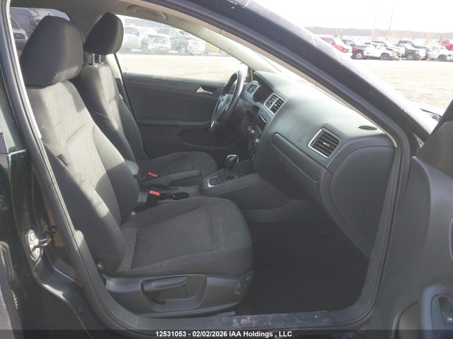 3VW2K7AJ1EM260427 Volkswagen JETTA S