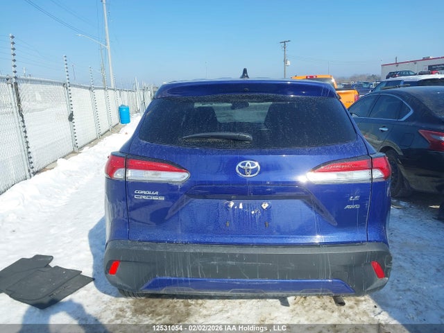 7MUCAABG1SV120423 Toyota Corolla Cross Le