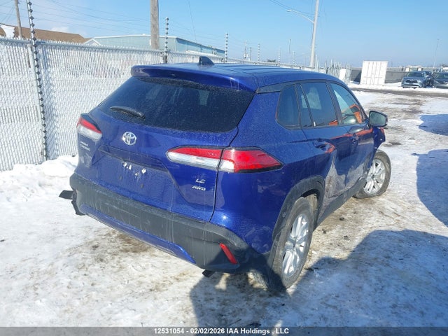 7MUCAABG1SV120423 Toyota Corolla Cross Le