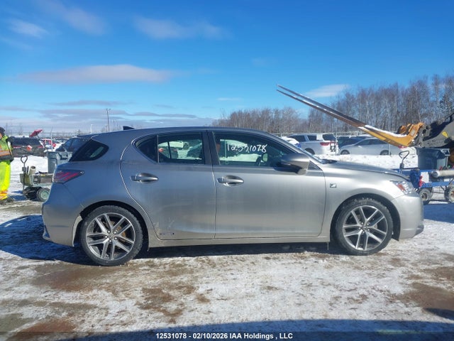 Lexus CT 200H 2017 JTHKD5BH3H2293422 Image 14