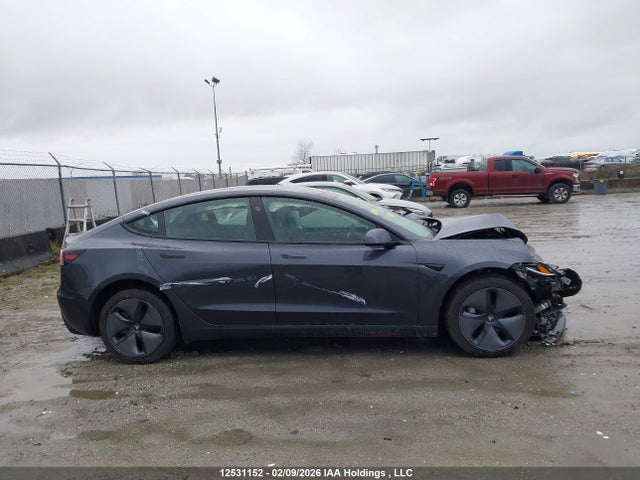 5YJ3E1EB2SF960178 Tesla MODEL 3