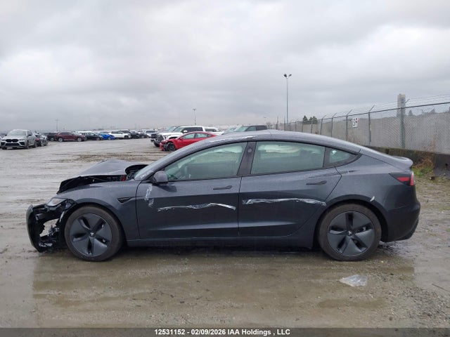 5YJ3E1EB2SF960178 Tesla MODEL 3