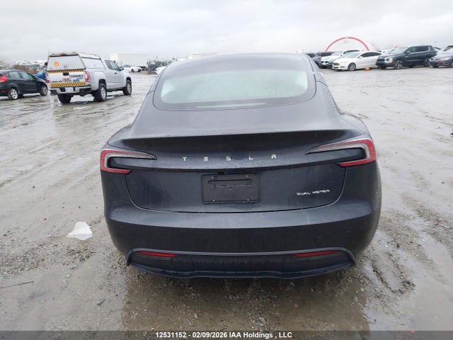5YJ3E1EB2SF960178 Tesla MODEL 3