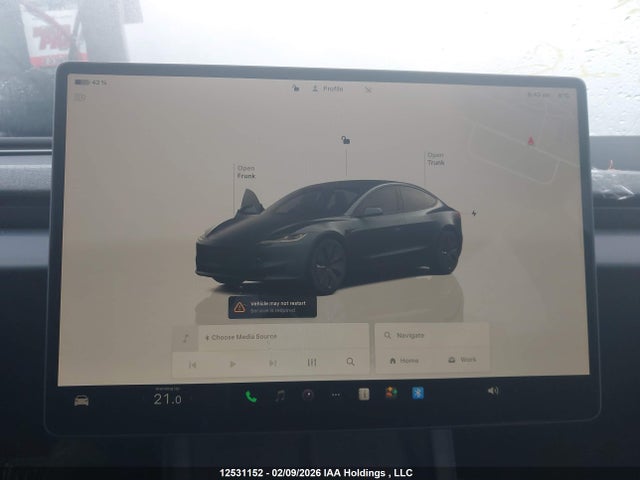 5YJ3E1EB2SF960178 Tesla MODEL 3