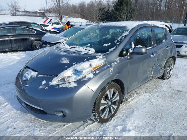 1N4AZ0CP9FC321227 Nissan Leaf