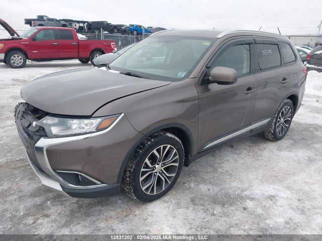 Продажа на аукционе авто 2016 Mitsubishi Outlander Es, vin: JA4AZ2A38GZ605088, номер лота: 12531202