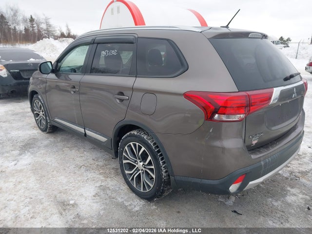 Продажа на аукционе авто 2016 Mitsubishi Outlander Es, vin: JA4AZ2A38GZ605088, номер лота: 12531202