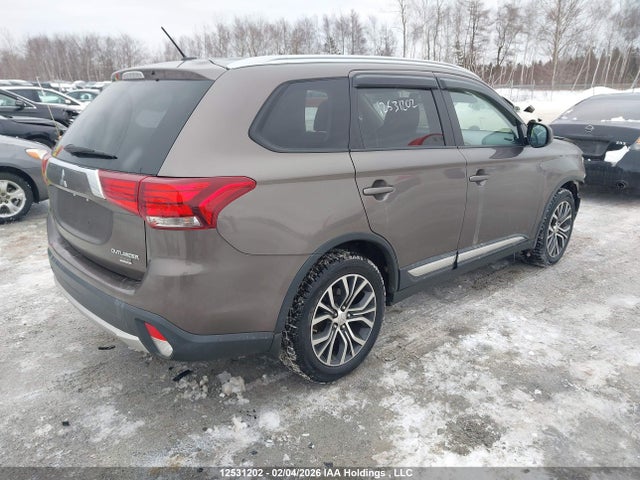 Продажа на аукционе авто 2016 Mitsubishi Outlander Es, vin: JA4AZ2A38GZ605088, номер лота: 12531202
