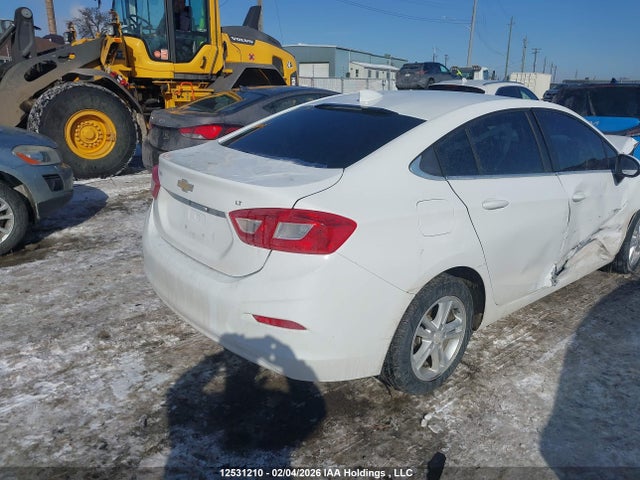 3G1BE5SMXHS561858 Chevrolet Cruze