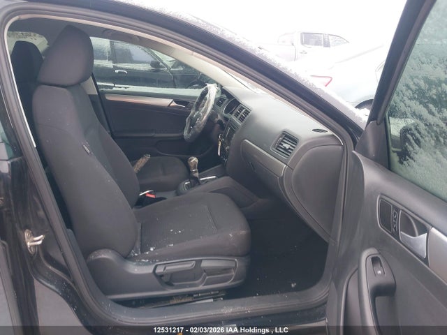 3VW1K7AJ6FM410822 Volkswagen Jetta 2.0l Trendline/2.0l Trendline+