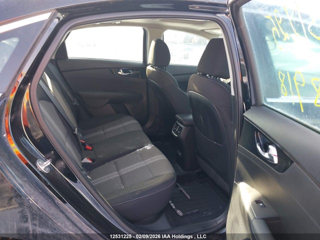 12531225 :رقم المزاد ، 3KPF34AD6PE658918 vin ، 2023 Kia Forte مزاد بيع