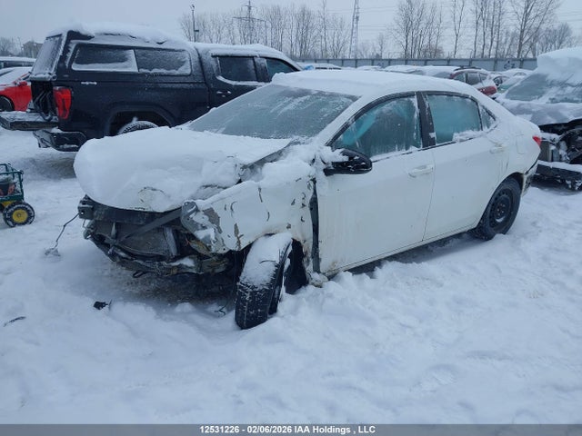 2015 Toyota Corolla Le მანქანა იყიდება აუქციონზე, vin: 2T1BURHEXFC382084, აუქციონის ნომერი: 12531226