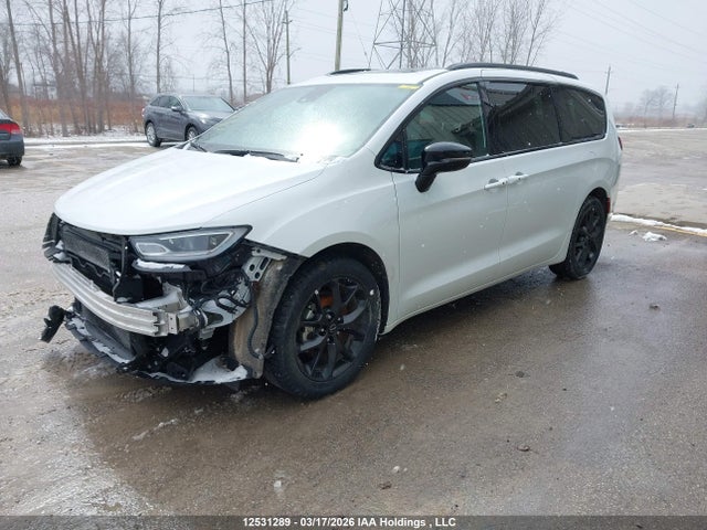 2025 Chrysler Pacifica Limited მანქანა იყიდება აუქციონზე, vin: 2C4RC1GG0SR596520, აუქციონის ნომერი: 12531289