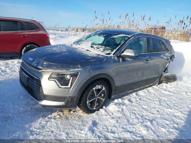 KNDCP3LE7T5334728 KIA Niro