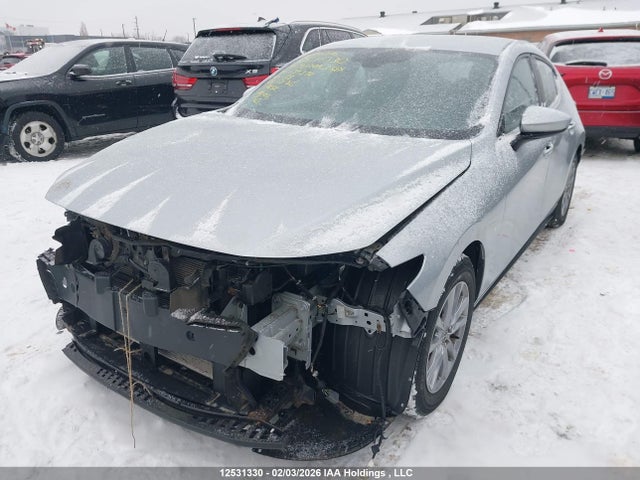 JM1BPAK70K1139370 Mazda 3 Gx