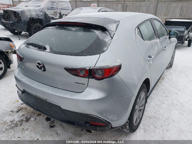 JM1BPAK70K1139370 Mazda 3 Gx