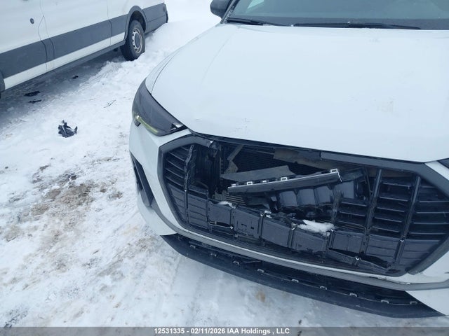WA1FECF39K1073258 Audi Q3 2.0t Technik