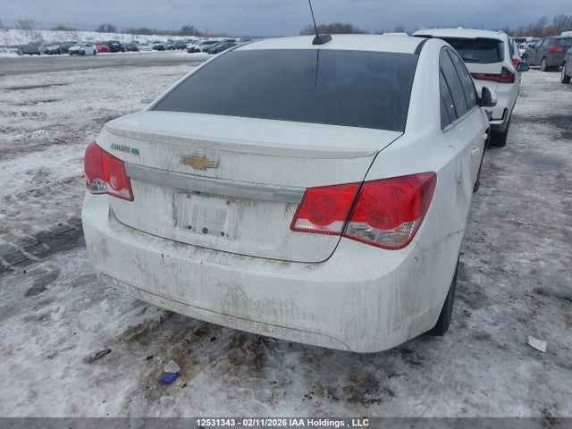 1G1P75SZ0F7276772 Chevrolet Cruze