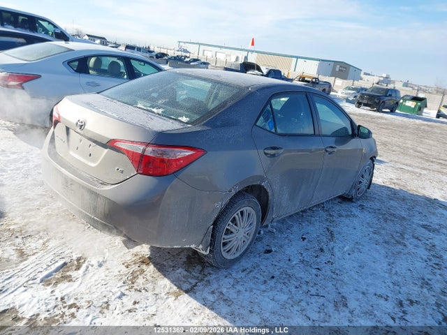 2018 Toyota Corolla მანქანა იყიდება აუქციონზე, vin: 2T1BURHE5JC970726, აუქციონის ნომერი: 12531369