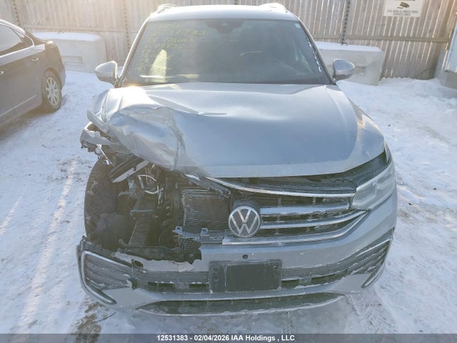 3VV4B7AX3RM108835 Volkswagen Tiguan Sel R-line Black