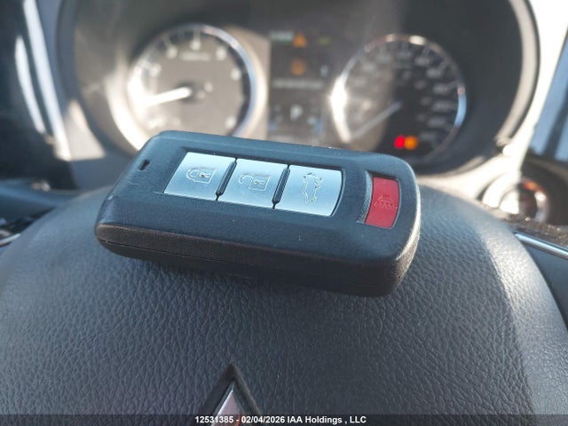 JA4JZ4AX7HZ608709 Mitsubishi OUTLANDER GT