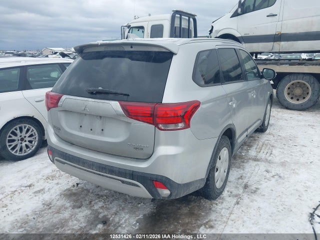 JA4AZ2A31KJ600175 Mitsubishi Outlander Es