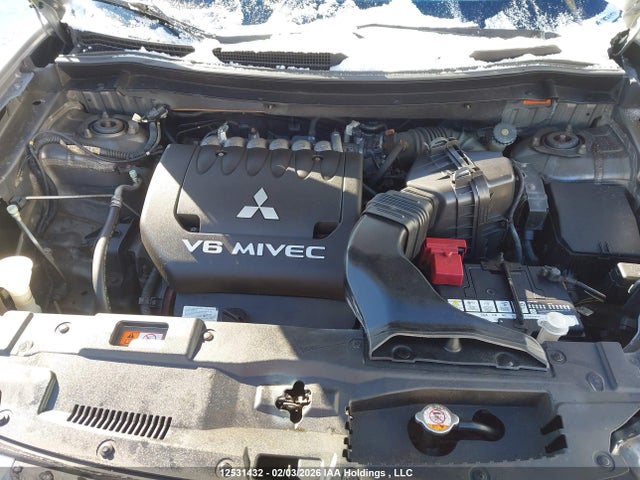 2015 Mitsubishi Outlander Se მანქანა იყიდება აუქციონზე, vin: JA4JZ3AX1FZ602900, აუქციონის ნომერი: 12531432
