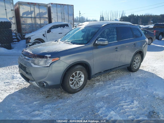 2015 Mitsubishi Outlander Se მანქანა იყიდება აუქციონზე, vin: JA4JZ3AX1FZ602900, აუქციონის ნომერი: 12531432