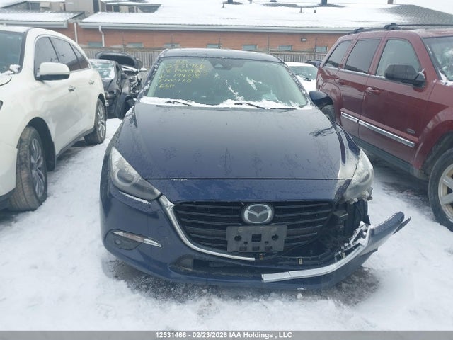 3MZBN1W34JM194318 Mazda 3 Grand Touring