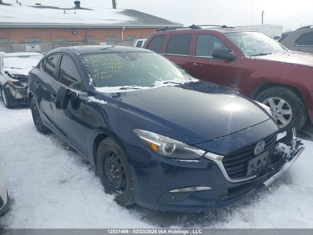 3MZBN1W34JM194318 Mazda 3 Grand Touring