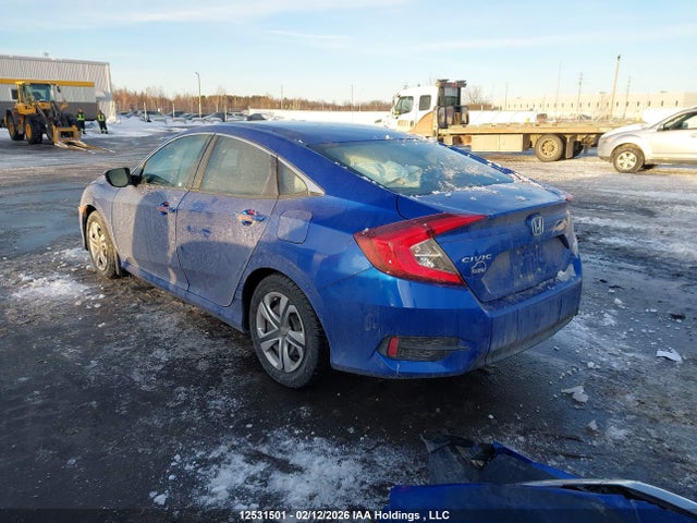 12531501 :رقم المزاد ، 2HGFC2E53JH013051 vin ، 2018 Honda Civic مزاد بيع