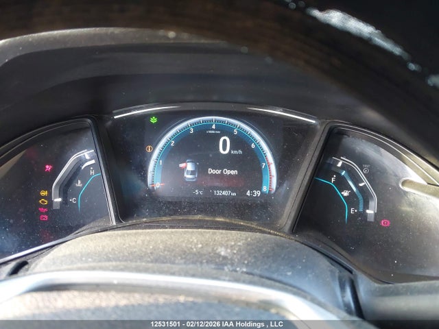 12531501 :رقم المزاد ، 2HGFC2E53JH013051 vin ، 2018 Honda Civic مزاد بيع