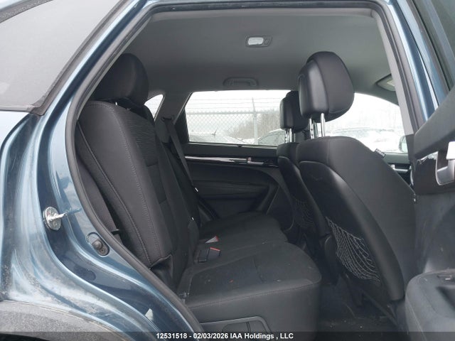 5XYKTCA6XFG584057 KIA SORENTO LX