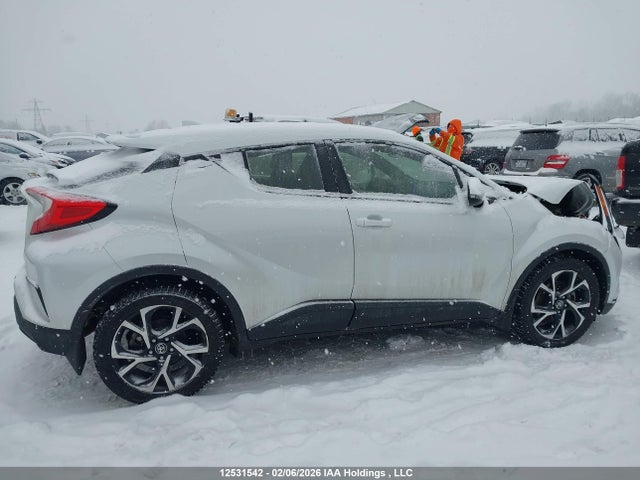 JTNKHMBX3N1133352 Toyota C-hr Xle Premium