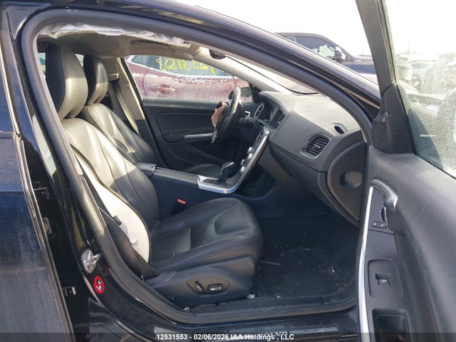 YV440MWK2H1033635 Volvo V60 Cross Country T5/t5 Premier