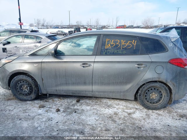 KNAHT8A30F7077028 KIA Rondo Lx/lx Value/lx Winter Edition