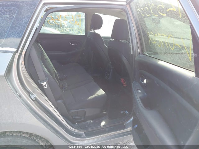 KNAHT8A30F7077028 KIA Rondo Lx/lx Value/lx Winter Edition