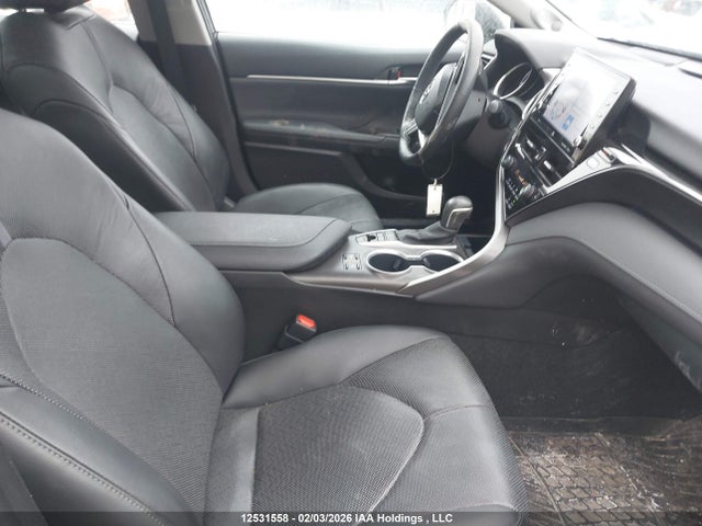 4T1B21HKXNU018404 Toyota Camry Xle/se