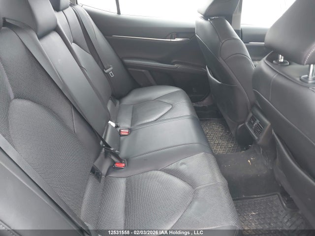 4T1B21HKXNU018404 Toyota Camry Xle/se