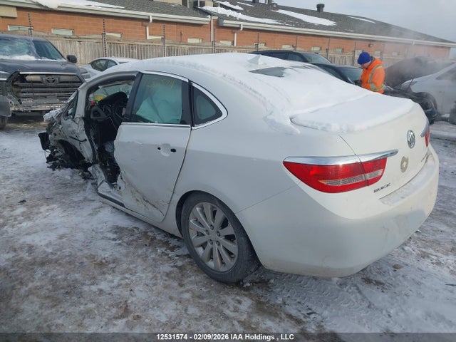 1G4PN5SK3E4117613 Buick Verano
