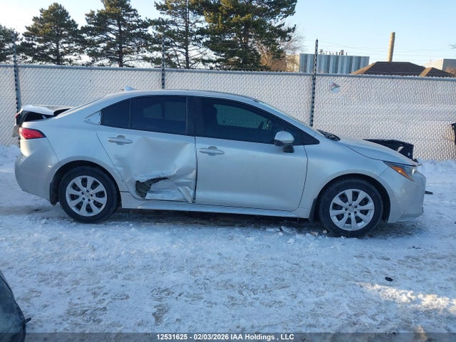 5YFB4MDE2SP322447 Toyota COROLLA LE