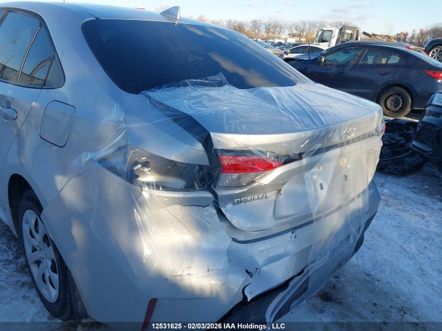 5YFB4MDE2SP322447 Toyota COROLLA LE