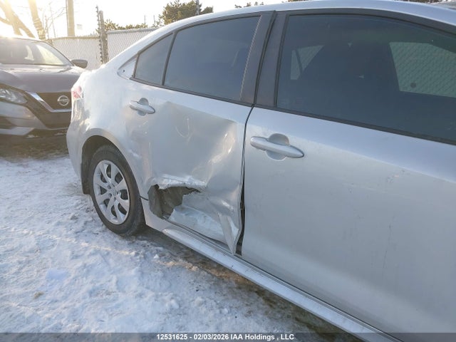 5YFB4MDE2SP322447 Toyota COROLLA LE