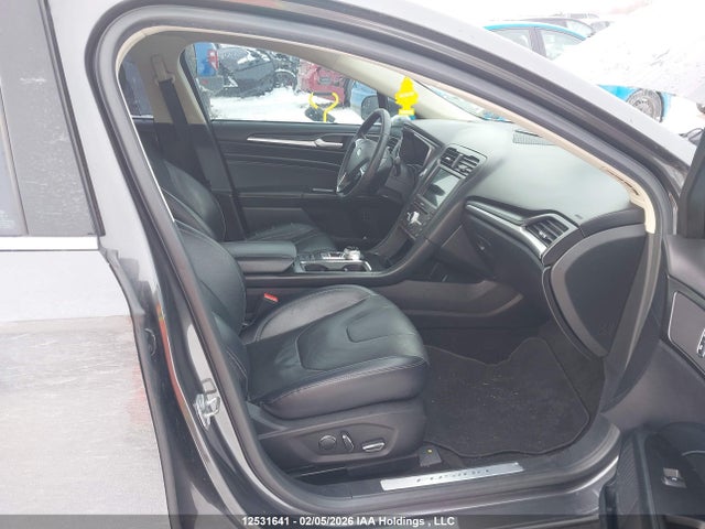 3FA6P0RU1JR215406 Ford Fusion Titanium/platinum Hev