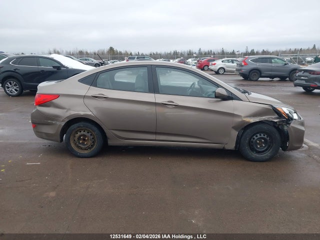 12531649 :رقم المزاد ، KMHCT4AE0CU137390 vin ، 2012 Hyundai Accent Gls/gs مزاد بيع